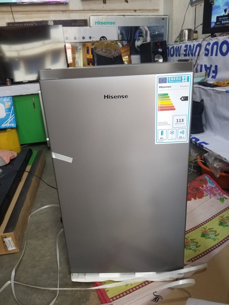 katoyusuf966's tweet photo. From 60litrs Hisense (360k),120litrs (470k),160litres (780k )and 229 litres at 890k etc please give me a chance to serve you right🙏🙏 https://t.co/YIPFpoSsas