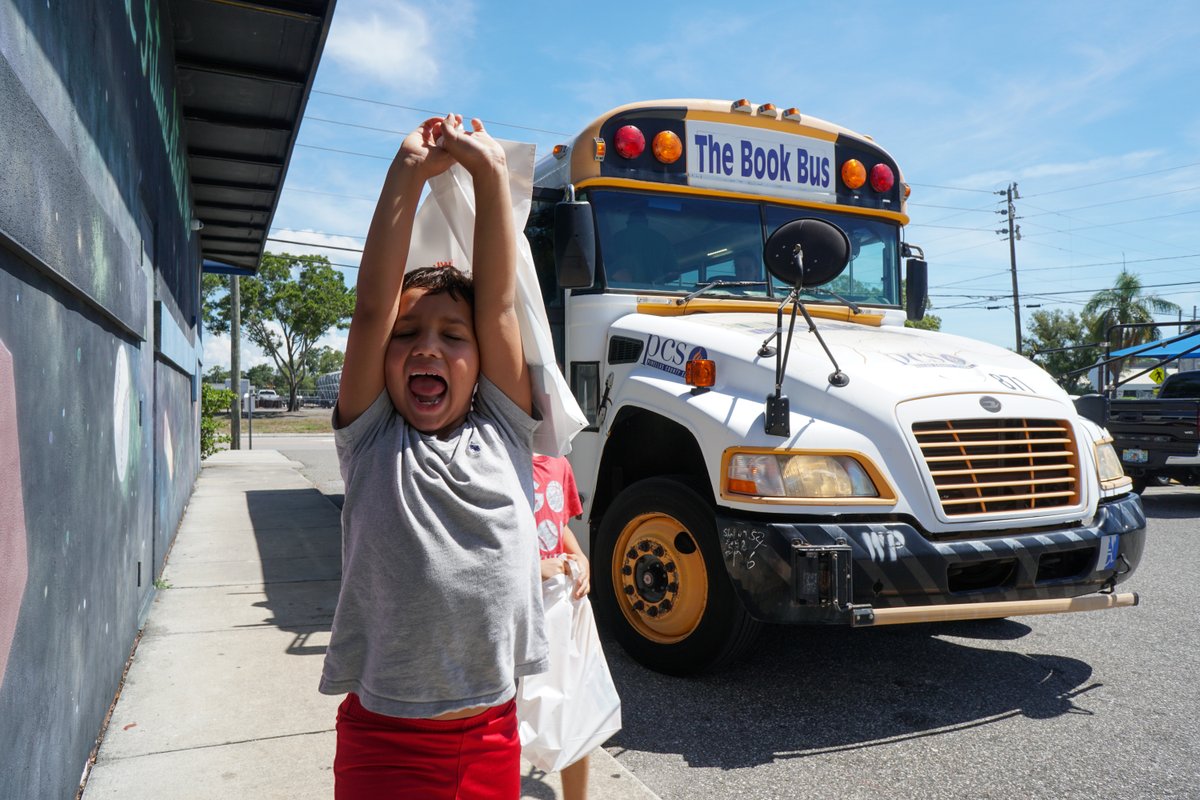 JWBPinellas's tweet photo. #BookBus had another successful summer of fighting learning loss with FREE books for children in Pinellas! 📚🚌
Sponsored by #JWBPinellas & in partnership with @my_pcs & @ReadonmyON, this initiative is a part of JWB's #GradeLevelReading Campaign: https://t.co/PrYMeBq1ko https://t.co/kqxG6gR0l5