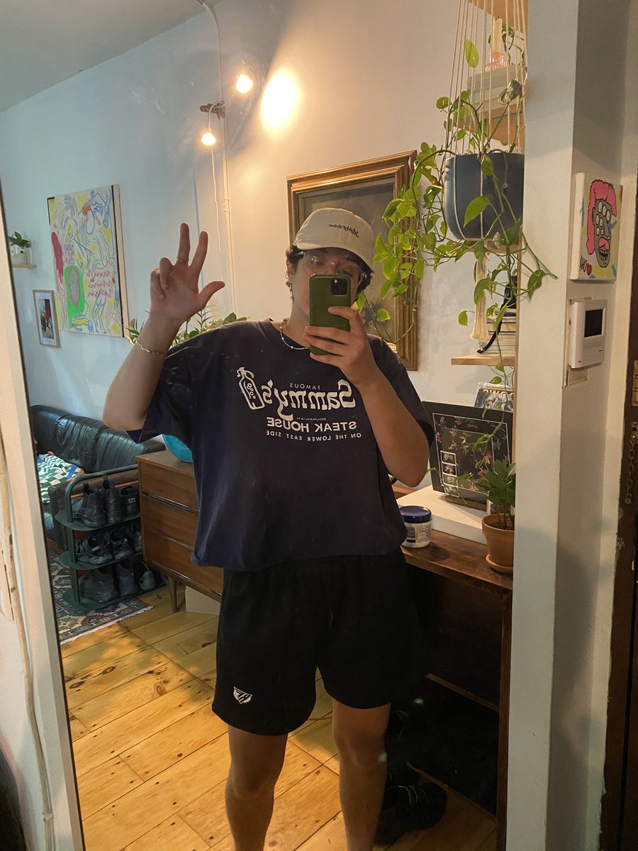 jillcross69's tweet photo. new favorite blouse just dropped https://t.co/m4ChTVMXvQ