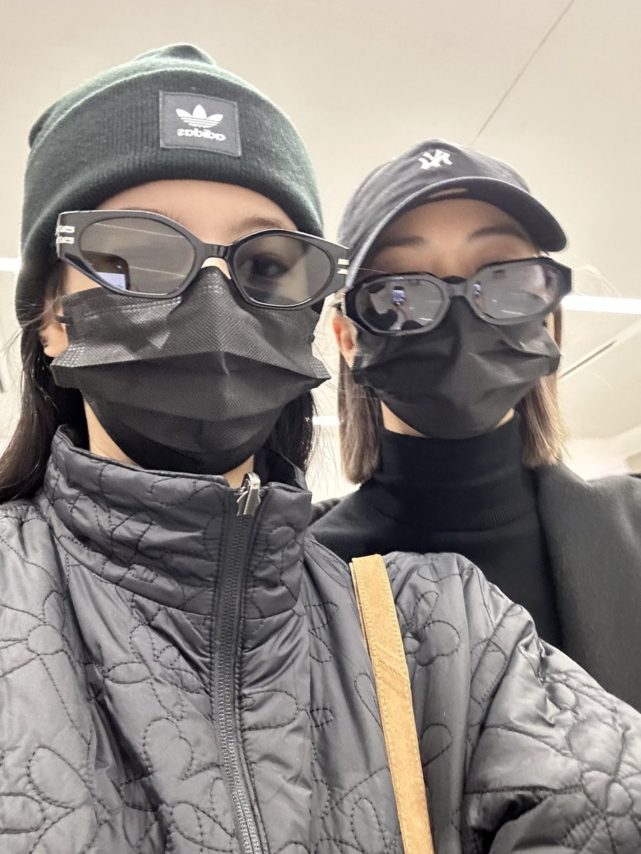 tb5p_k's tweet photo. 진리아쭈은이유 ㅋ.ㅋ https://t.co/gCIq80itEH