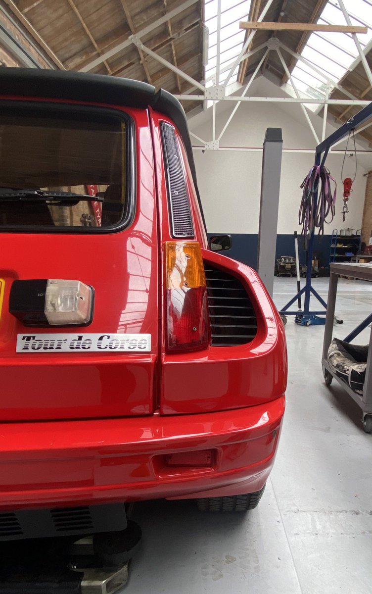 aohereng's tweet photo. #aohe #classicperformanceengineering #renault #turbo2 https://t.co/Fu4Dx1b718