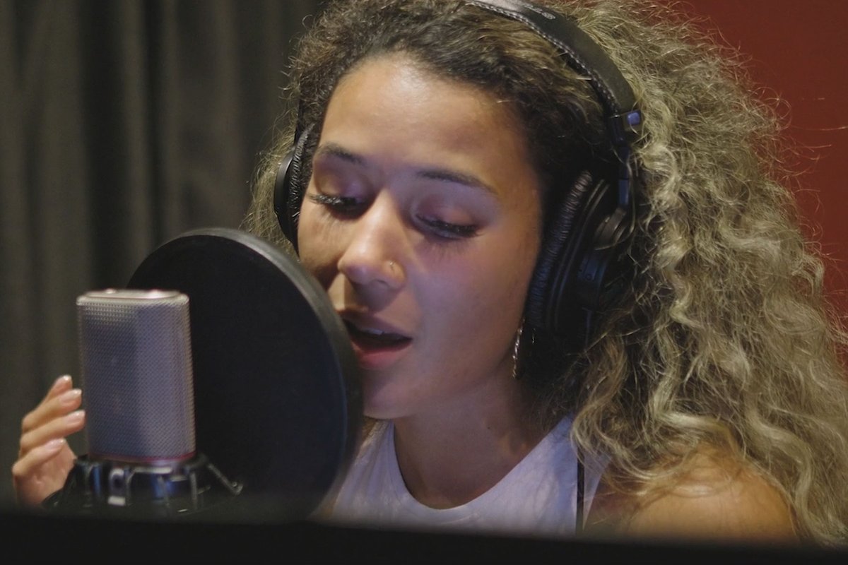 Video: Watch Maiya Quansah-Breed perform “If You Knew” from Lizzie musical whatsonstage.com/news/watch-mai…