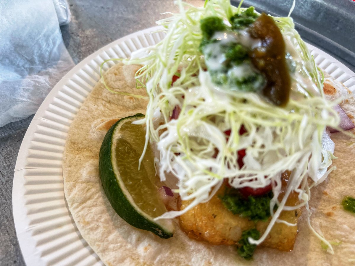 先日、出張先でたまたま通りすがりに寄ったタコス屋さん🌮

タコスも美味しいんだけど、チリビーンズがめちゃくちゃうまい！！！

忘れられなくてリピート。
コレはマジで絶品😋
#富山県
#タコスぺぺ