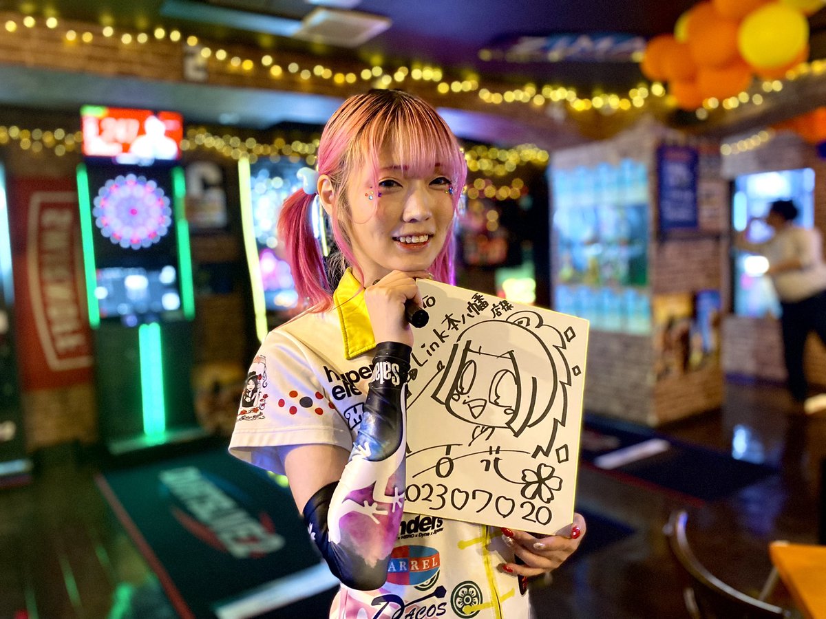 Linkmotoyawata's tweet photo. 🩷
#牧野百花プロ
本八幡店 約2年ぶりのPlayerDay✨️
沢山のご来店ありがとうございました❤️🔥
次回 #牧野百花プロ に会えるのは
『 27日(木) 』#Link和光市店
20:00~23:00 @Link86169398
#Link #本八幡 #和光市 #ダーツ
#PlayerDay #牧野百花 https://t.co/KBZJUyzW1s