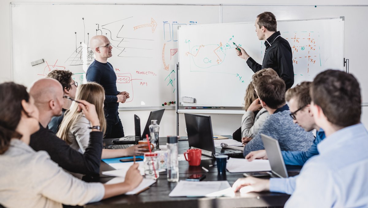 Universität Bamberg (@uni_bamberg_of) on Twitter photo Wie können #Unternehmen mit #KI Wert generieren? Studie deckt drei grundlegende Mechanismen u. ihre notwendigen Bedingungen auf, mit denen Machine Learning verschiedene Wertbeiträge leisten kann: blog.uni-bamberg.de/forschung/2023…
📷 Colourbox
<a href="/KonstantinHopf/">Konstantin Hopf</a> <a href="/unipb/">Universität Paderborn</a> <a href="/CBScph/">Copenhagen Business School</a> <a href="/ITUkbh/">ITUkbh</a> <a href="/UniWiai/">Fakultät WIAI - Uni Bamberg</a> Wie können #Unternehmen mit #KI Wert generieren? Studie deckt drei grundlegende Mechanismen u. ihre notwendigen Bedingungen auf, mit denen Machine Learning verschiedene Wertbeiträge leisten kann: blog.uni-bamberg.de/forschung/2023…
📷 Colourbox
<a href="/KonstantinHopf/">Konstantin Hopf</a> <a href="/unipb/">Universität Paderborn</a> <a href="/CBScph/">Copenhagen Business School</a> <a href="/ITUkbh/">ITUkbh</a> <a href="/UniWiai/">Fakultät WIAI - Uni Bamberg</a>