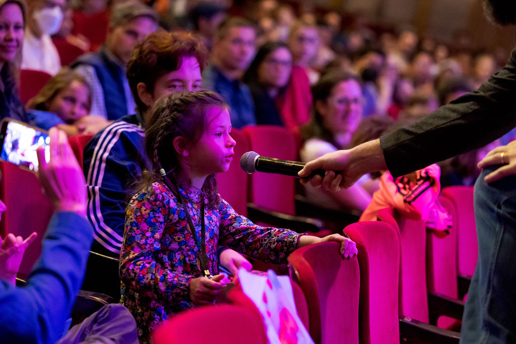 hudiburgcenter's tweet photo. Get ready for @StoryPirates: The Amazing Adventure Tour! 🚀

Featuring fan-favorite songs from the multi-award winning The #StoryPirates Podcast and improvised sketch comedy based on ideas from kids in the audience. Coming to #MidwestCity October 3rd!

🎟️ https://t.co/BukyhEqjpR https://t.co/6O78rGtYgO
