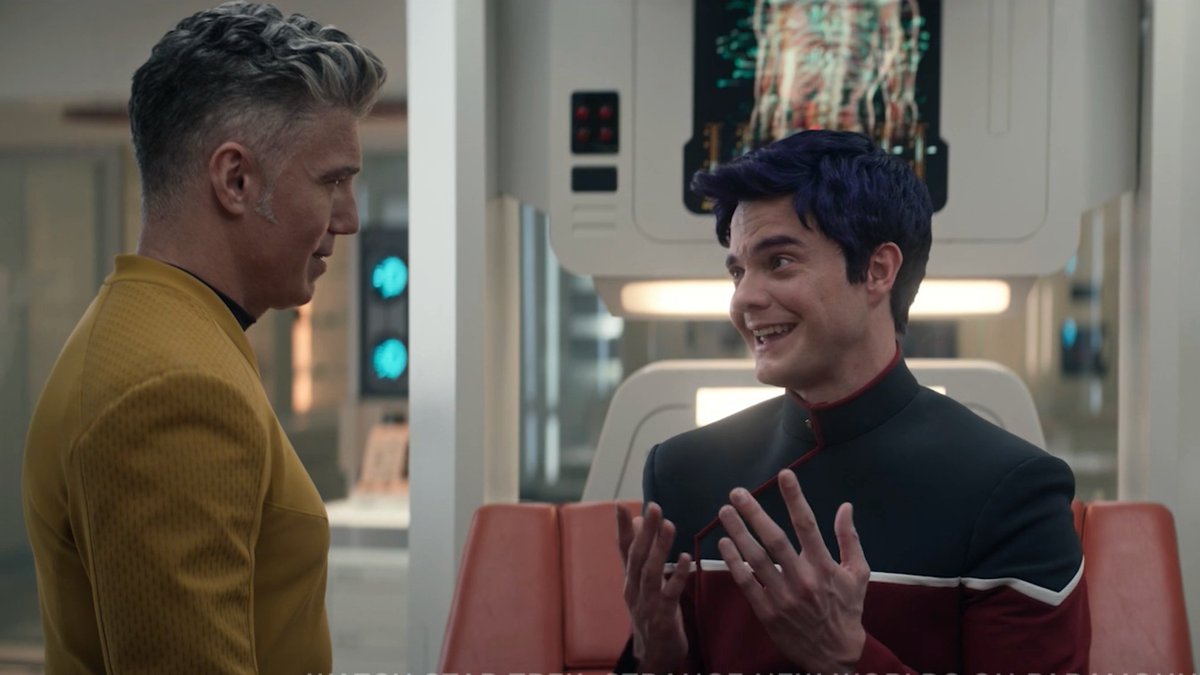 RainTuahine's tweet photo. I am BEYOND ready for this crossover!  THAT'S MY BRADWARD!!! 😭🥰 #StrangeNewWorlds #StarTrekLowerDecks https://t.co/CDtswNI5Jg