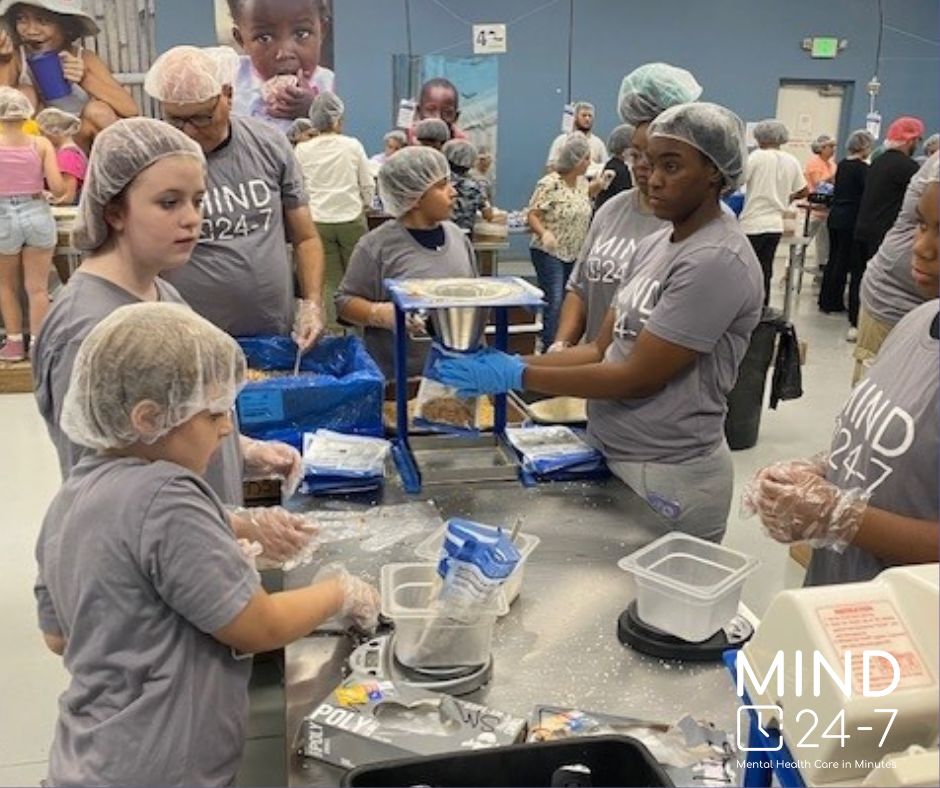 MIND_24_7's tweet photo. Last week, our @MIND_24_7 team returned to @fmsc_org and packed 92 boxes 📦 ... which will provide 19,872 meals 🥗 and feed 54 children 🚸 a daily meal for a year! #Together #community #teambuilding #WeMind #givingback https://t.co/IeFRc2UT75