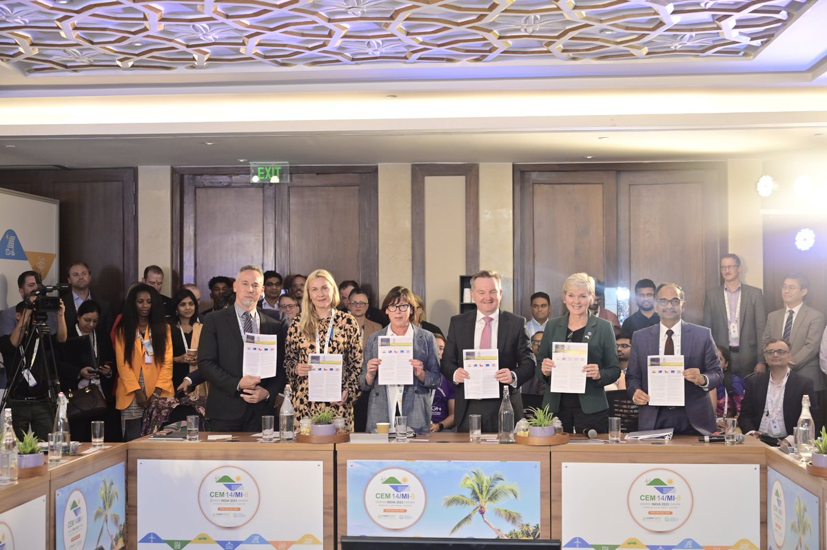 CEMSecretariat's tweet photo. What a great day! The world's #cleanenergy community gathered at #CEM14MI8 and took important steps towards a greener future.

Stay tuned for tomorrow!

#CEM14 #CEMinGoa https://t.co/tTnrcyd9Ap