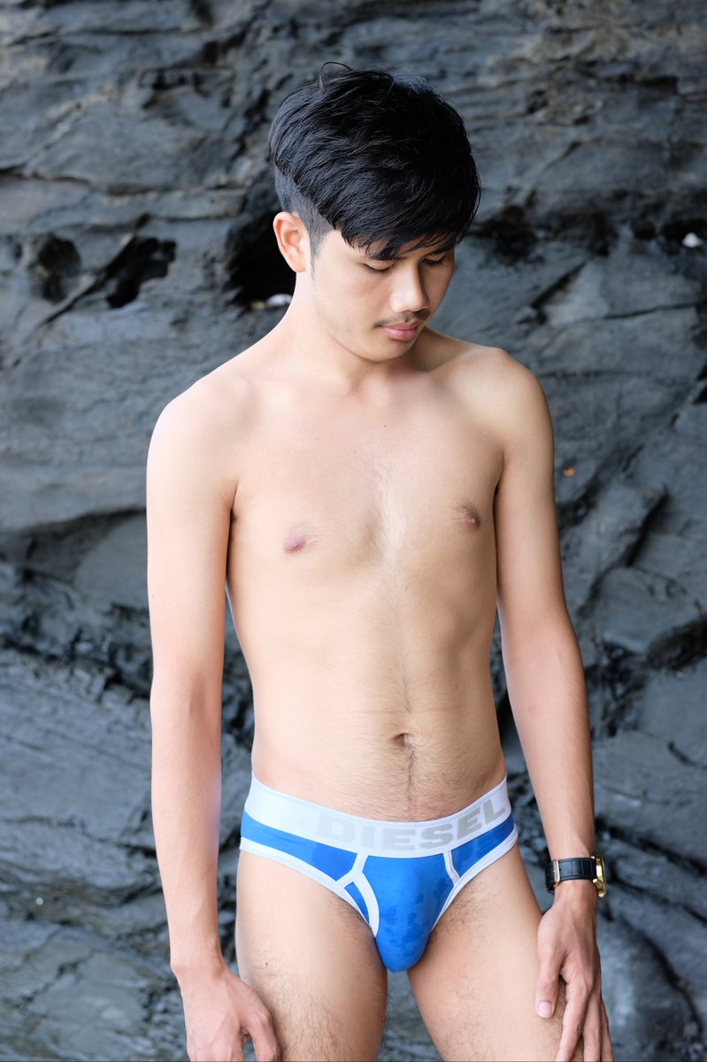 few_4k's tweet photo. เราก็เหมือนยาดม ไม่เน้นให้ใครชื่นชม แต่เน้นให้คนชื่นใจ 🥰 #ภูเก็ต https://t.co/V37YcFQw1E