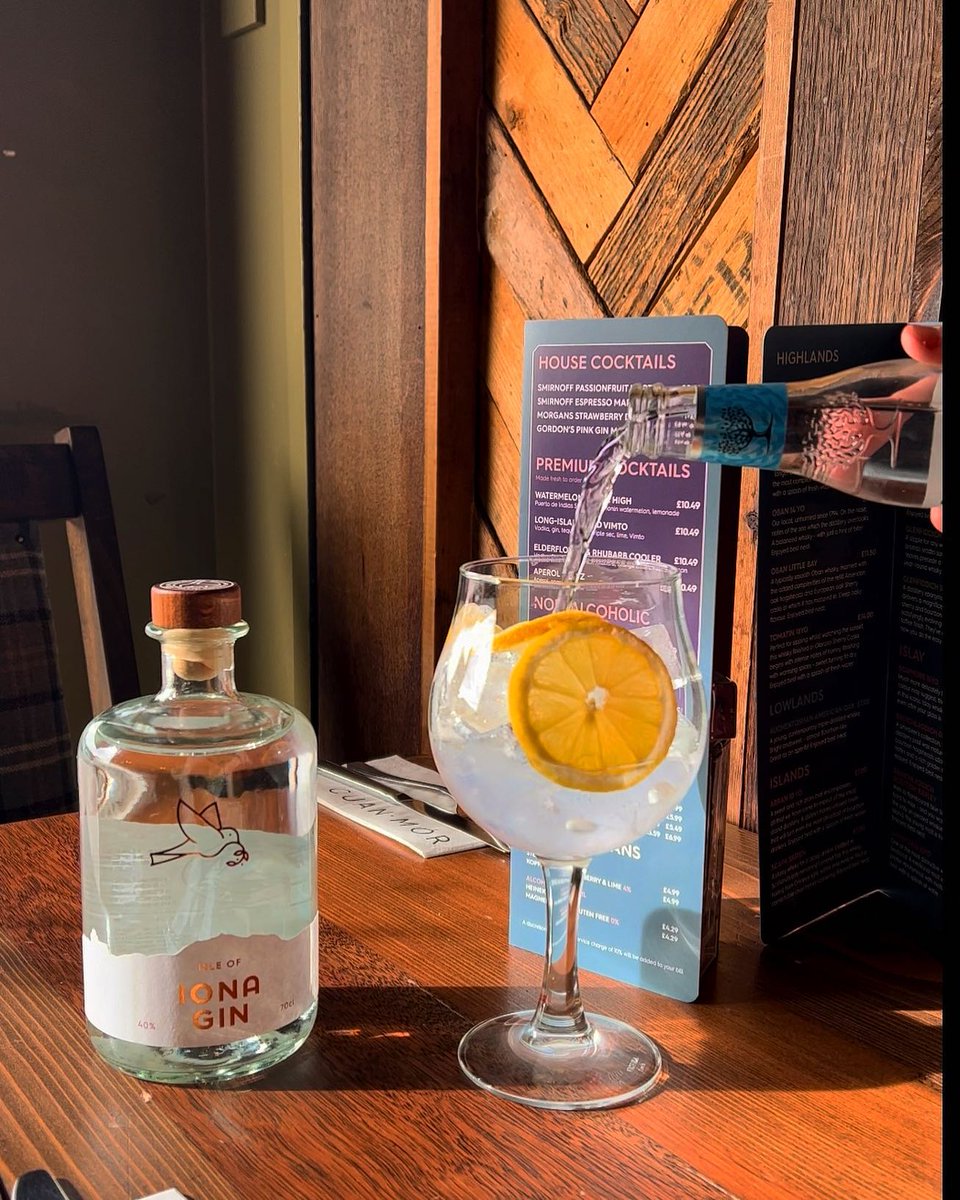 Fancy a post-work refreshment? 

Join us this evening and try one our gins for the perfect summer's night drink! 🍸

Browse our drinks menu here >> bit.ly/3aBBxPw
