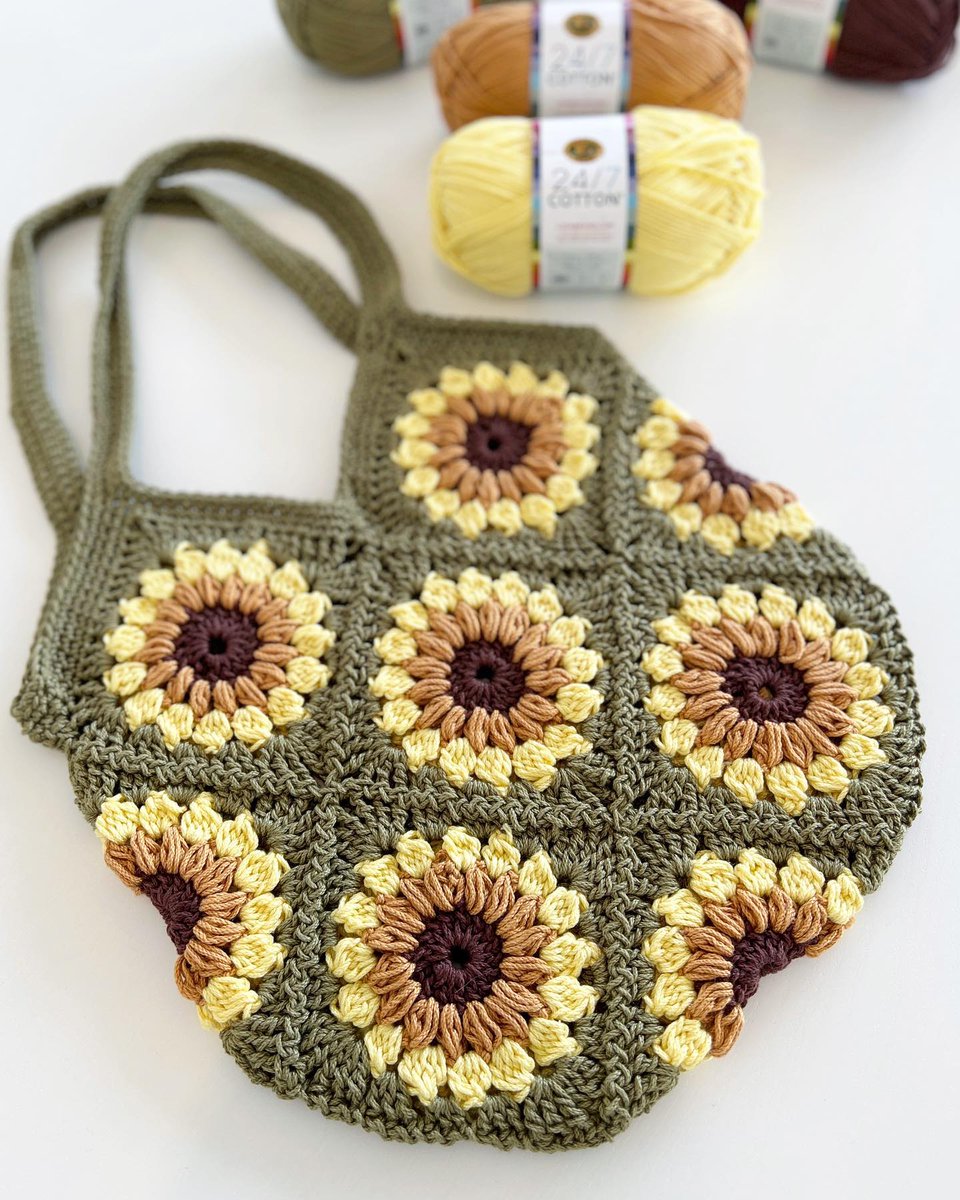 LionBrandYarn's tweet photo. The Sweet Summer Sunflower Bag is the perfect project to brighten up your day! 🌻
.
24/7 Cotton® Yarn: https://t.co/7Ghi4L5REq
📸 jooleeya.knits (IG) & thecreativeknitter (IG)
.
#crochetallday #crochet #yarn #yarnlove #summerhandbag #handmadehandbag #sunflower https://t.co/MuFArn7Wgf