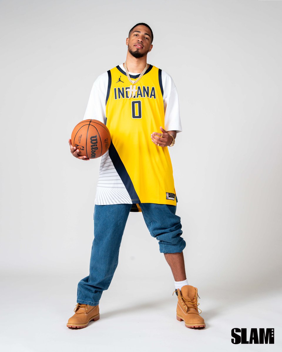 SLAMKicks's tweet photo. Tyrese Haliburton brought Kobe 5s to his SLAM 245 cover shoot and then doubled down with the clean Constructs. Legendary behavior. https://t.co/ykZrVlQaYJ https://t.co/Q6XVlleRqm