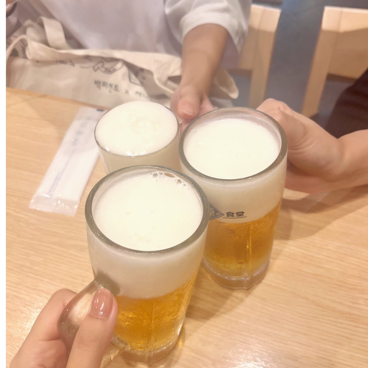 picochapico's tweet photo. @aichanyong @100per_hyukjin @pipibu07 작은 맥주＝코야비르🍺👶
옛날에는 싫어했는데 울 코야붕 어른스러워졌어🌸🌸🌸
오늘도 오추카레사마나이트🌙굿나잇!! https://t.co/srrBi740uo