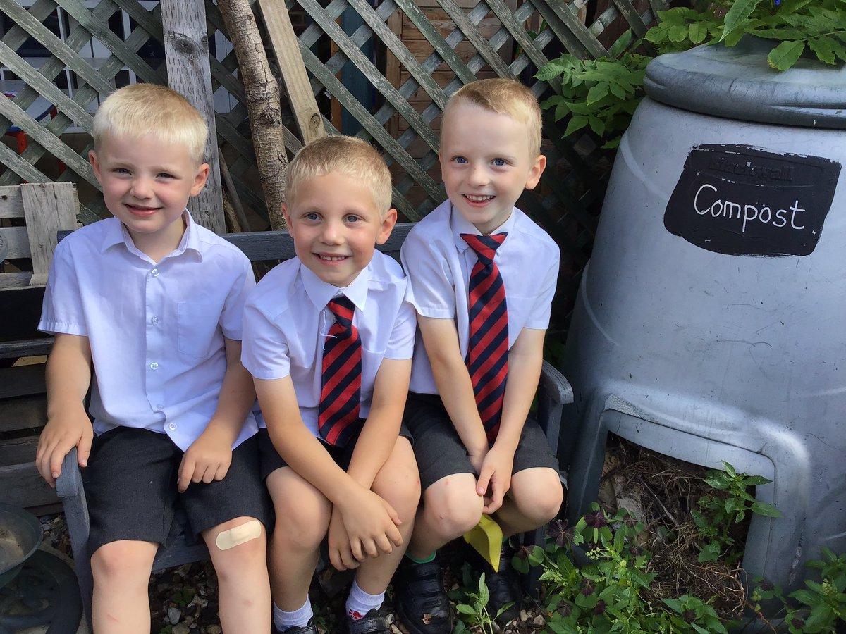 StKathsKent's tweet photo. Gala class have been having fun in their last few days in Reception. They achieved their ‘secret student’ marbles so enjoyed an ice lolly this afternoon and a watch of a Julia Donaldson animated story. They voted for Stick Man, a Christmas story, even though it is summer! 😁 https://t.co/J0tvSeZqwr