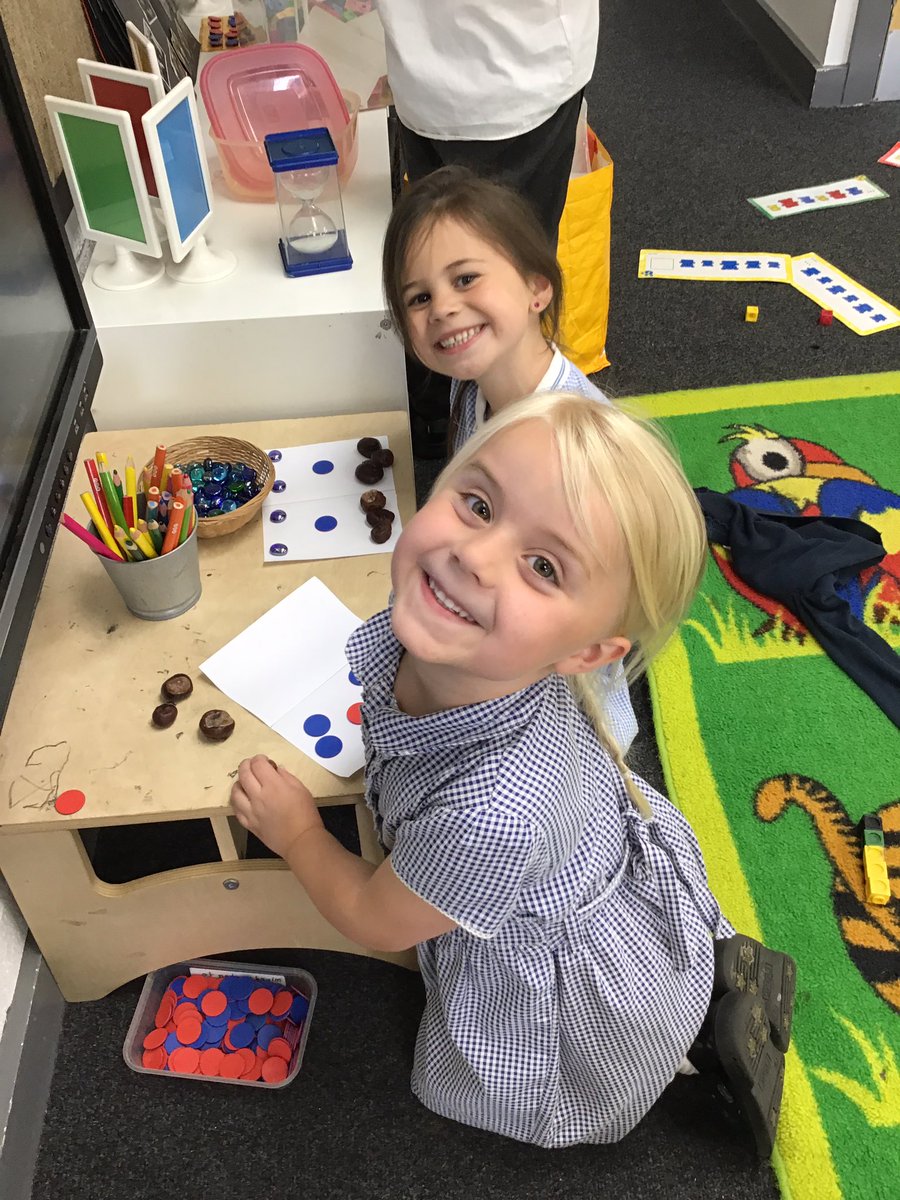 Gala class have been having fun in their last few days in Reception. They achieved their ‘secret student’ marbles so enjoyed an ice lolly this afternoon and a watch of a Julia Donaldson animated story. They voted for Stick Man, a Christmas story, even though it is summer! 😁