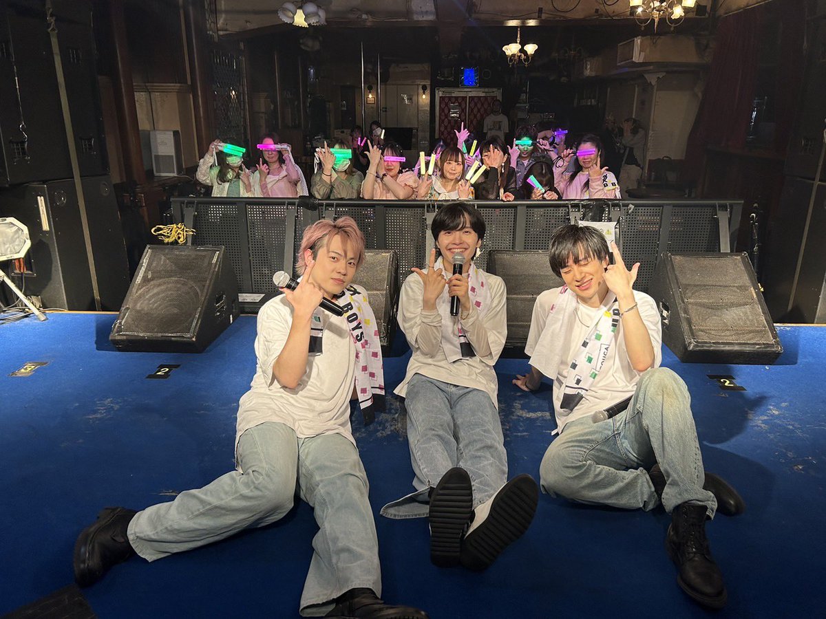 Snowyuki100's tweet photo. 本日渋谷チェルシーホテル
2周年ワンマン、起こしいただいてありがとうございました！！
最高の思い出を一緒に作れてたら嬉しいし僕たち3人の全力が届いたライブになってたらいいなぁって思います！！
来てくれた方、応援してくれてる方、演者の皆様、かかわってくれた方
本当にありがとうございます🙇‍♀️ https://t.co/57gxydRCzL