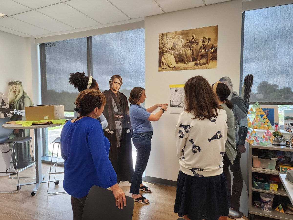 RealJenLehe's tweet image. Feeling 🔥ed up by these incredible educators exploring art museum partnering possibilities for #authenticlearning @partnershipsall #SummerInstitute2023