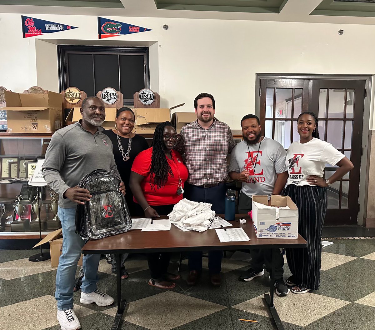 EastMagnet's tweet photo. Freshman Orientation Wrapped! We had a great night getting to know the new freshmen and giving a lot of important information about the school year. If you weren’t able to attend, come to our Back to School meetings either Aug 1 or 2 at 5:30pm! https://t.co/bL4WLoKAUc