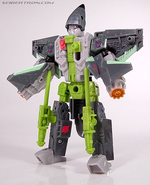 JesseWittenrich's tweet image. So. It looks like Legacy Thrust is Earthrise Starscream.

But I would have used Jhiaxus. It would be like 70% remold but the silhouette would read so much closer