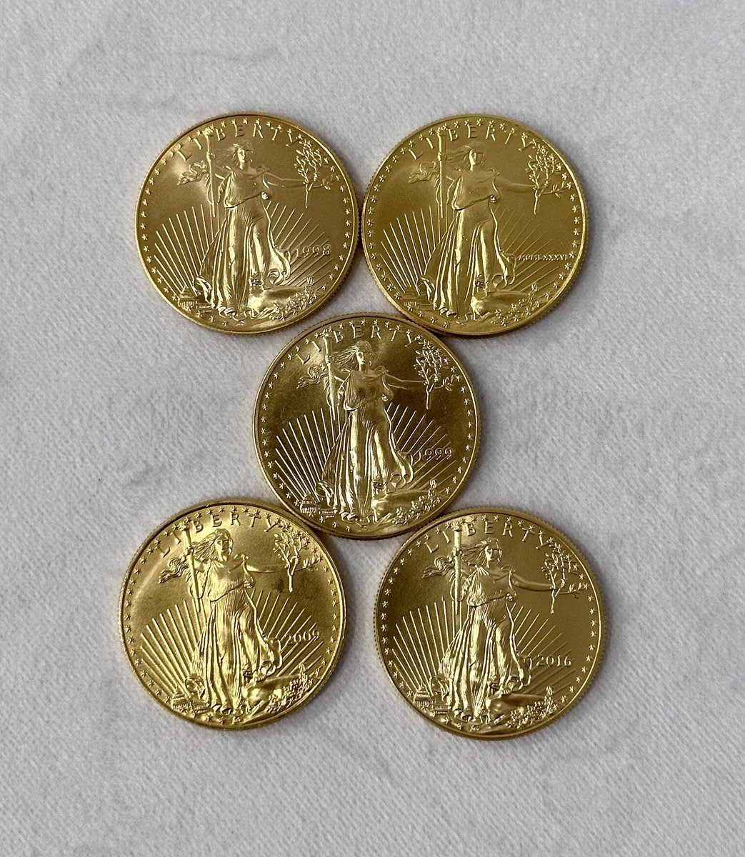 BronzeLook's tweet photo. Call us at 304-425-5005 for inquires!

#goldcoins #goldbullion #goldeagles #goldstacking #goldcollector #goldbuyer #princetonwv #westvirginia #goldseller https://t.co/LxCk4w9LaK