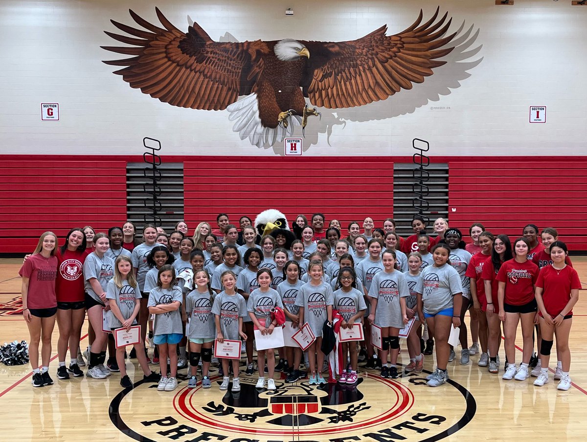 You are looking at 65+ current and future Lady Presidents at this past weeks Summer Youth Volleyball Camp! 

Campers had a great week learning new skills, making friends, and having fun! ❤️🖤🏐🦅 

The future looks bright! 🤩