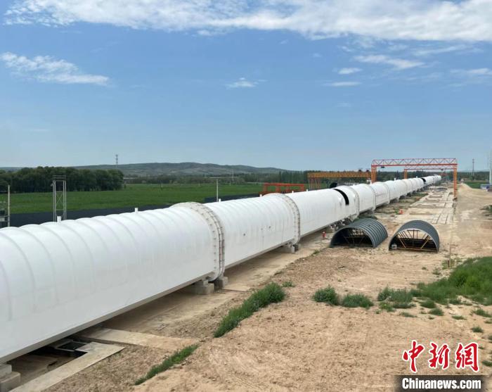 chinafrica1's tweet image. The full-sized test line of an ultra-high-speed low-vacuum tube maglev transport system, or the "high-speed flying train" project in Shanxi province. 
The full-sized test line is the longest and largest of its kind under construction in the world.
#highspeedtrain