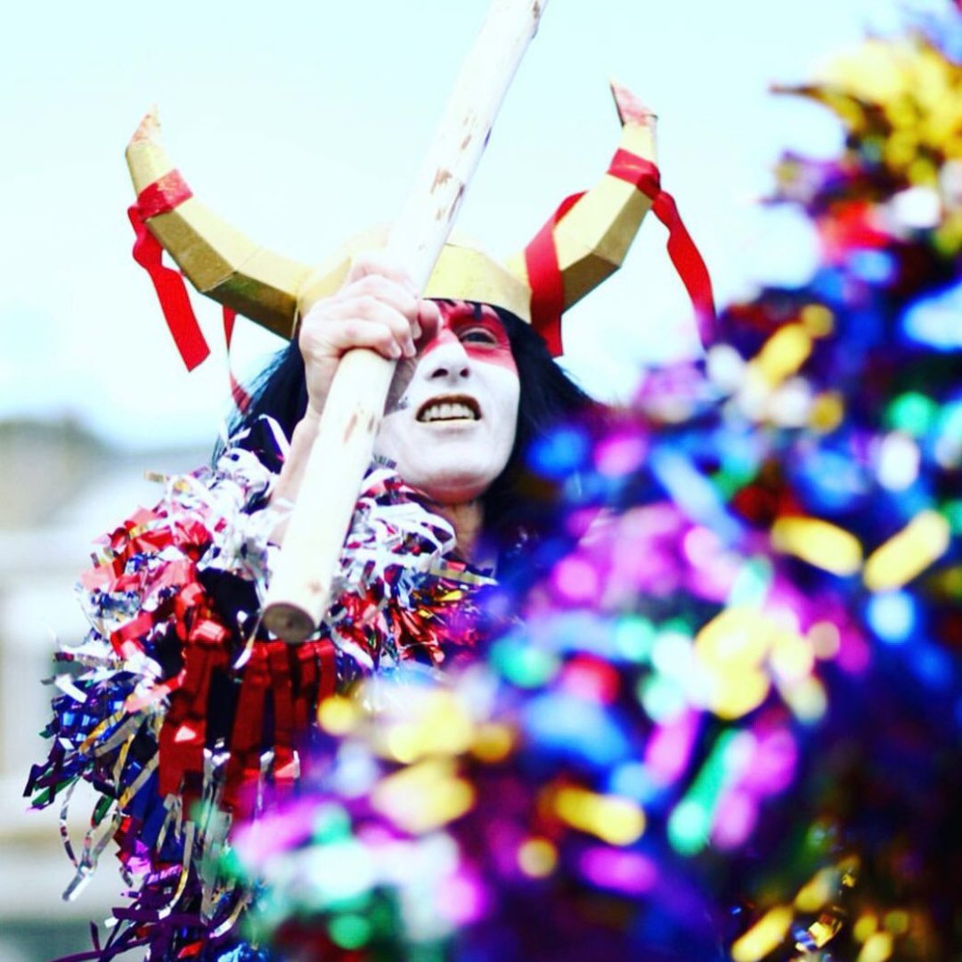 ScreamingAlley's tweet photo. #TBT They Don’t Care. Led by the amazing Maggi Swallow, TDC brought the sparkle to many of Screaming Alley’s flagship shows. Get into the action yourself by learning, rehearsing and performing a new routine for Screaming Alley’s bandstand show on August 26th.

📷: imagedrum https://t.co/MJen8e6X7X