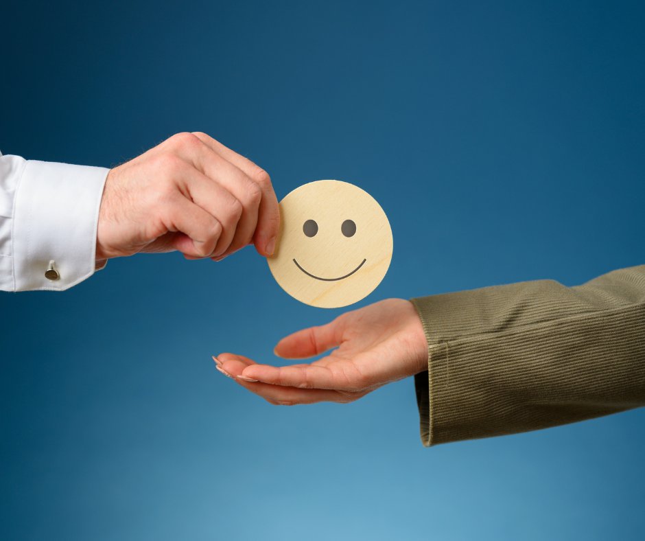 VINTECHSYSTEMS's tweet image. Did you know that today is “Get To Know Your Customer Day?” Drop a few facts about yourself below, so that we can get to know you better! 😃❤️

#VintechSystems #GetToKnowYourCustomerDay #Customer #Business #CustomerRelationship #SelfFacts #ChicagoIL