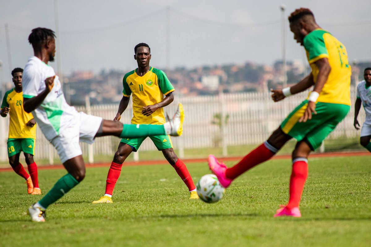 FecafootOfficie's tweet photo. #InterpoulesYaounde2023

⚽️🔥 #MatchDay

Fin du match. 

#BAFMENG FA OF BAMENDA 2️⃣➖3️⃣ #POUMA FC

📅 20/07/2023
🏟️ Annexe A du stade Olembe 
#DAY3
#PouleB https://t.co/XHCKkU815i