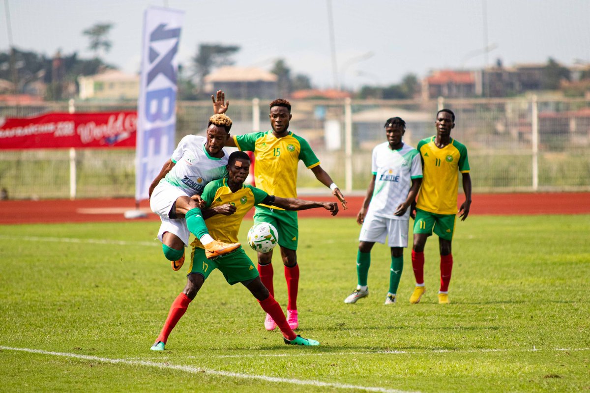 FecafootOfficie's tweet photo. #InterpoulesYaounde2023

⚽️🔥 #MatchDay

Fin du match. 

#BAFMENG FA OF BAMENDA 2️⃣➖3️⃣ #POUMA FC

📅 20/07/2023
🏟️ Annexe A du stade Olembe 
#DAY3
#PouleB https://t.co/XHCKkU815i