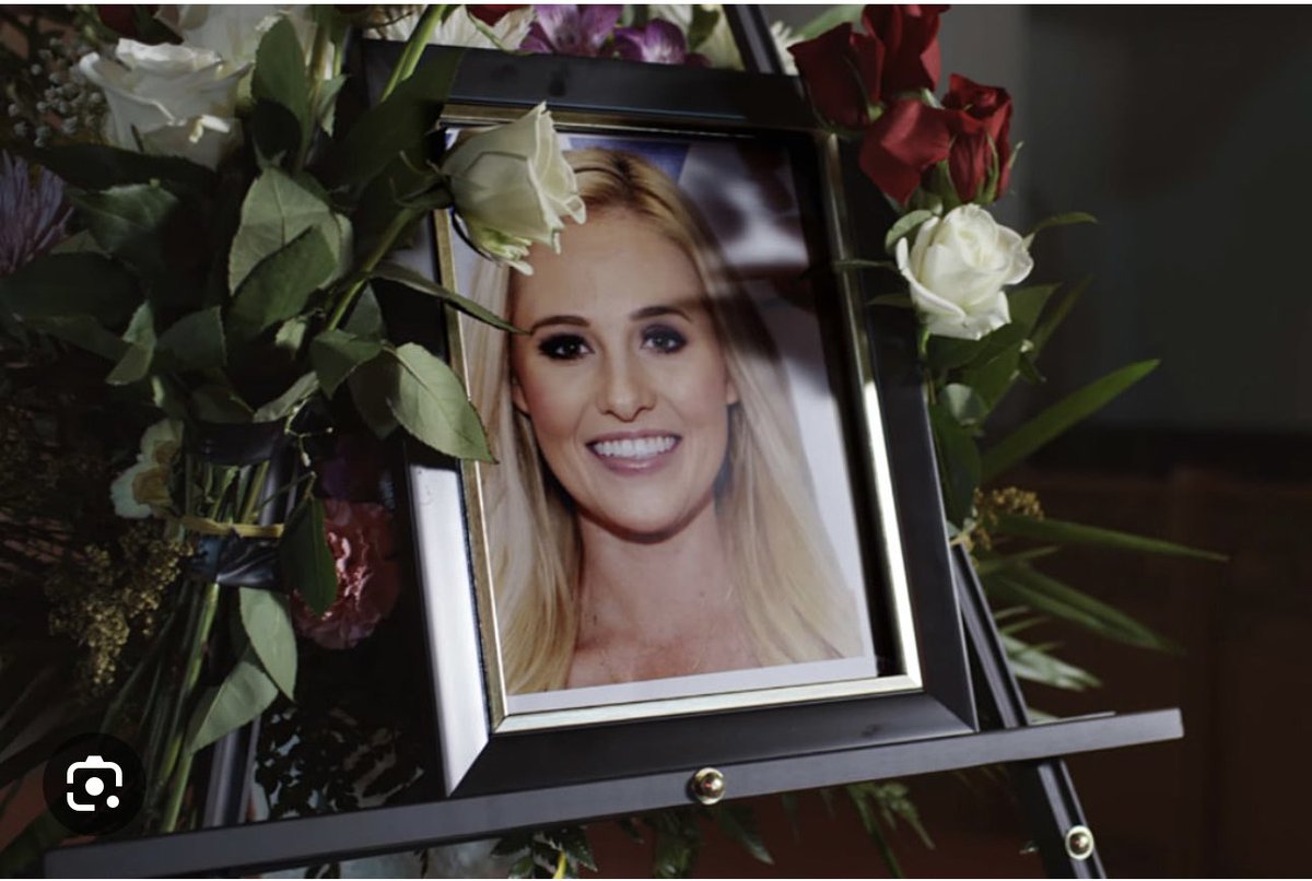 Tomi Lahren tweet media