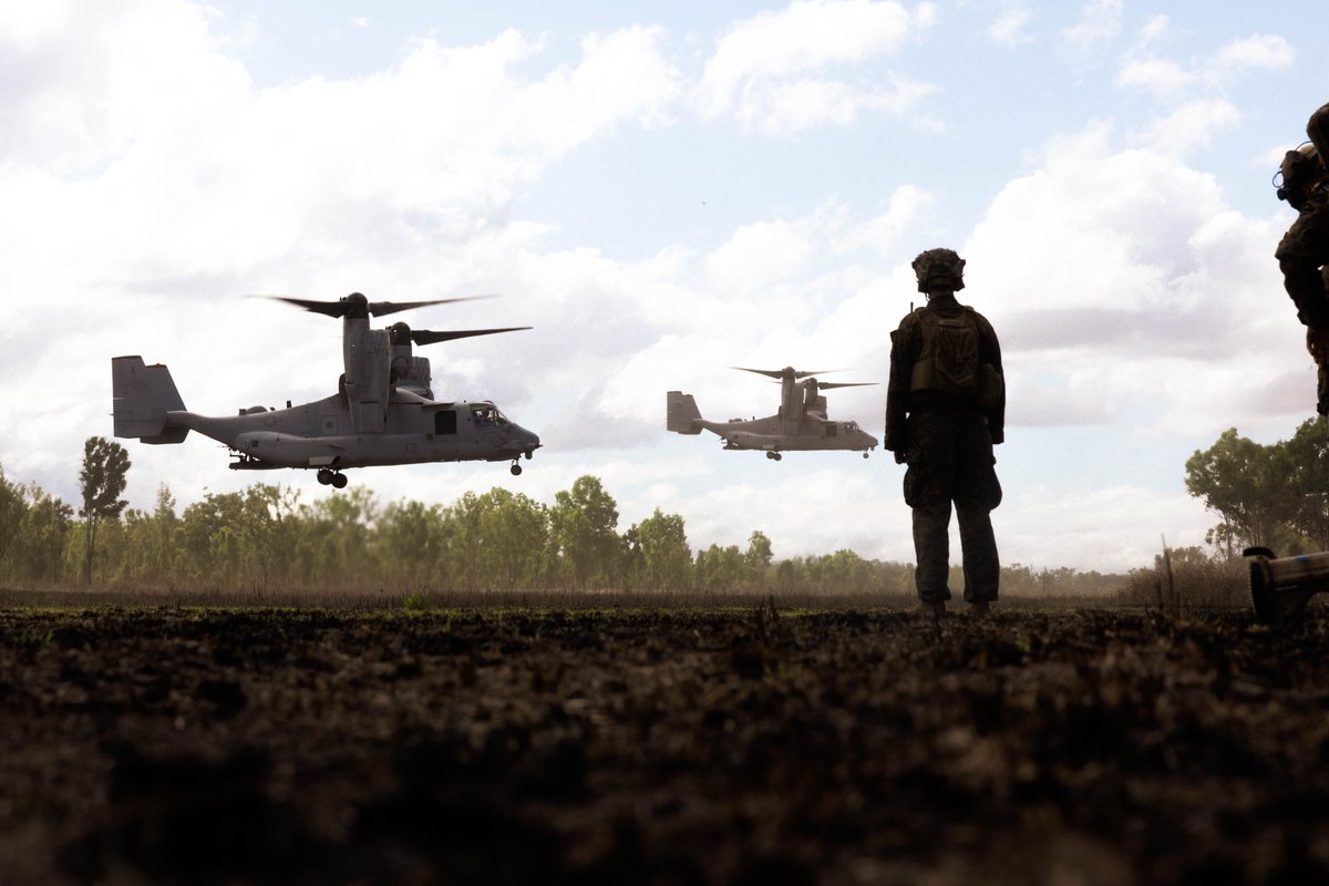 1stMEF's tweet photo. Can't beat the heat!

@MRFDarwin executes Exercise Southern Jackaroo 23, a field training exercise with the Australian Defence Force and the Japan Ground Self-Defense Force, focused on fire and maneuver tactics. https://t.co/BnqCpmPsHT