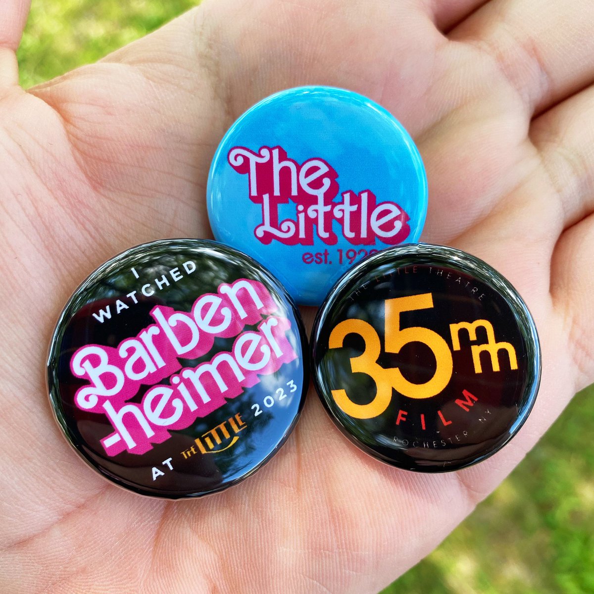 TheLittleRoch's tweet photo. 🔵FREE BUTTONS⚫️ starting tonight! The most epic movie-going weekend of the year IS HERE! Make the double-feature of your dreams &amp; see both Oppenheimer (35mm in L1) and Barbie (L5) with us!

Barbie: Thurs 7pm &amp; Fri 7pm are sold out!
Oppenheimer: Thurs 7pm has limited tickets! https://t.co/hLL3RL55jA