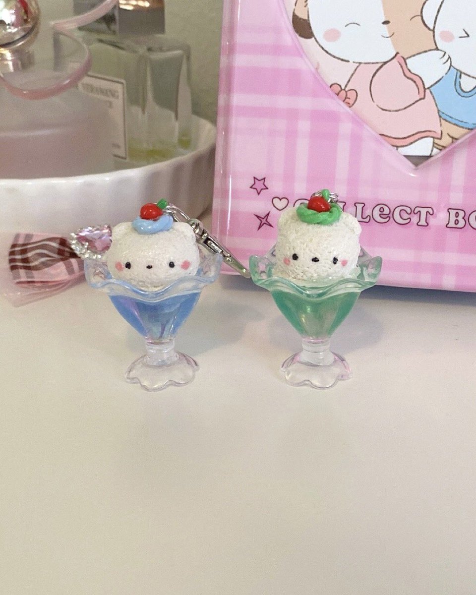 bluebearyco's tweet photo. here’s a preview of some of the items coming to my etsy this weekend 💞 https://t.co/5nwU5MJqIy