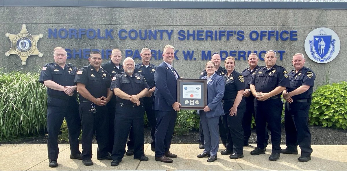 PMcDermott55's tweet photo. @NorfolkSheriff receives the prestigious Law Enforcement Executive Development Association (FBI-LEEDA) Trilogy Agency Award, only the 85th in the US to receive this distinction, including five police departments and the 1st Sheriffs Office in MA
@FBILEEDA 
@NationalSheriff https://t.co/SKeWlPtORI