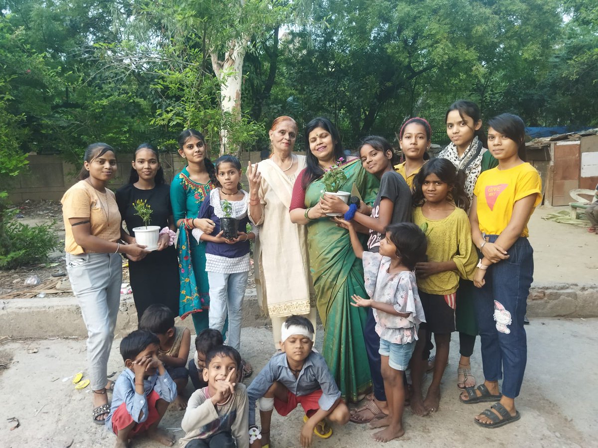 Help always needy people
#karundrishticareFoundation 
<a href="/Saketmisra_/">Saket Misra साकेत मिश्र</a> <a href="/Nripendra_/">Nripendra Mishra</a> <a href="/PMOIndia/">PMO India</a> <a href="/ArvindKejriwal/">Arvind Kejriwal</a>