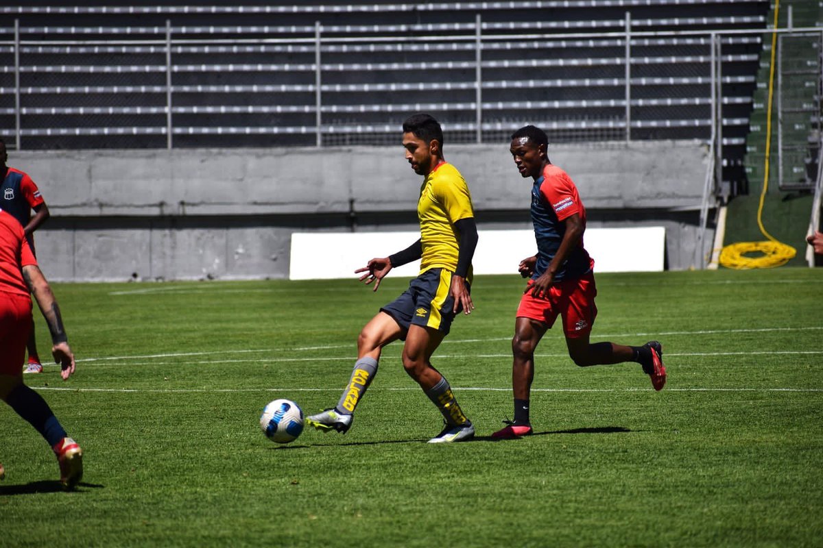 Partido amistoso 🤝🏻 | Empezamos a sumar minutos en cancha en esta pretemporada. 

#SDAucas 1 - 0 #DeportivoQuito

✅Segundo partido Amistoso

Romulo Otero⚽

#LaNuevaHistoria
#VamosPorMás
#Aucas2023 🟡🔴