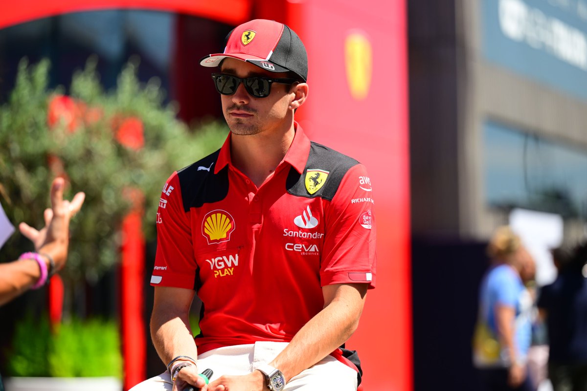leclerc_photos's tweet photo. Charles Leclerc today, (20), at the #HungarianGP for Media Day.

📸 Check more photos here https://t.co/GFpbcdZwg1 https://t.co/XiAAgU9hTW