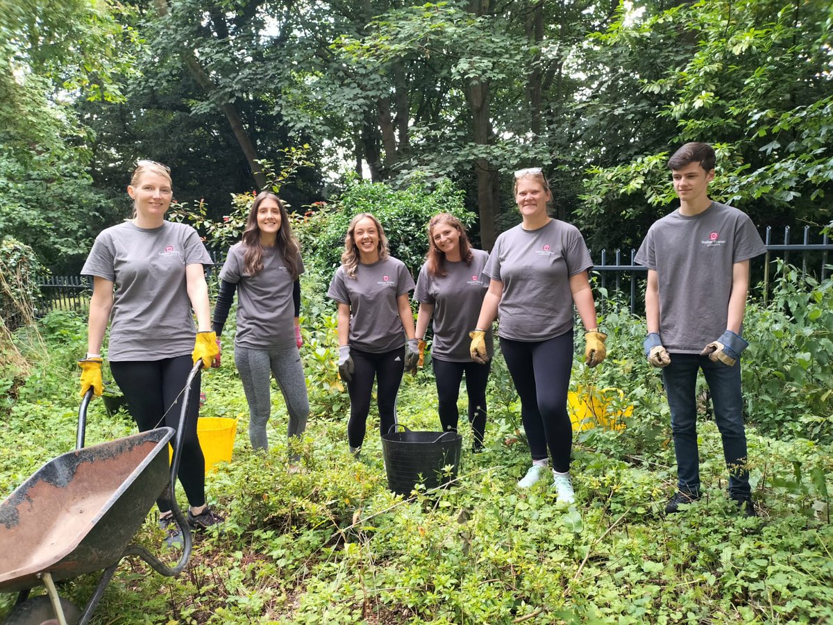 WalkerFosterLaw's tweet image. Our team have had a fantastic afternoon helping out at @Henshaws with some gardening!

Having only recently celebrated one year since the launch of our Harrogate office, we're always keen to support the local community and fantastic charities such as Henshaws.