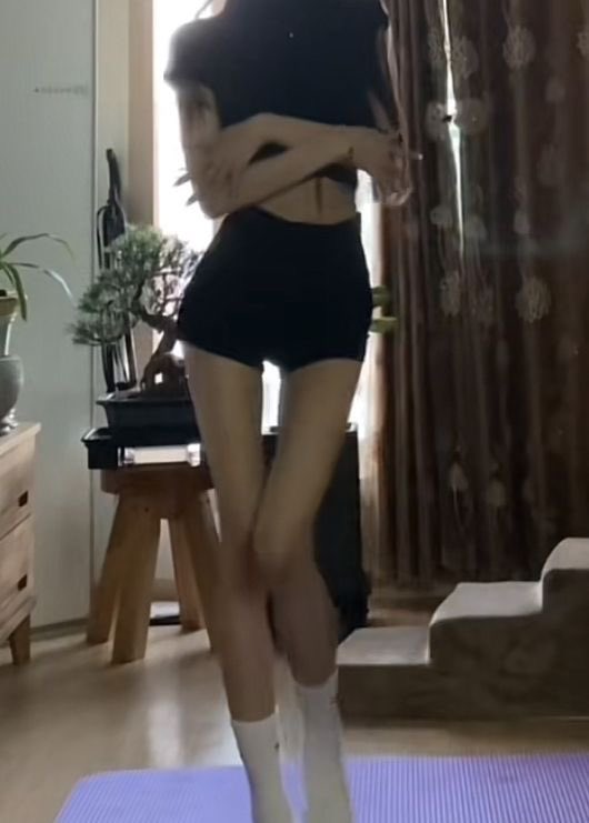 ddearcoco's tweet image. unpinning at 54 kg