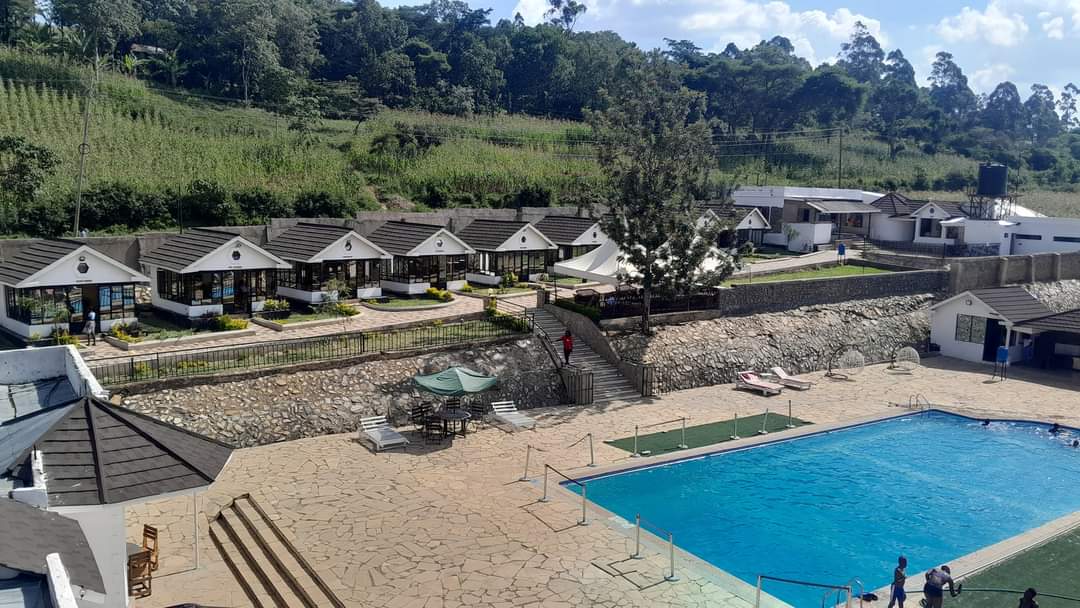 IngoAdventures's tweet image. FALLS VIEW RESORT - NABUYOLE

Accomodation, swimming, bar, conference facilities, foods and drinks.

#webuye #IngoAdventures #TwendeWestern