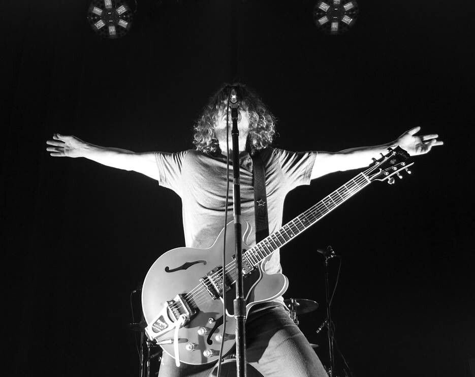 danska266's tweet photo. Jesus Christ Pose!!! https://t.co/7jRUORCfhv