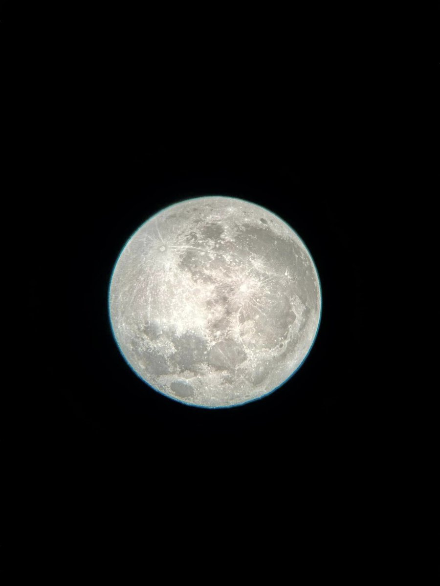 ThreeSummersCreative tweet media