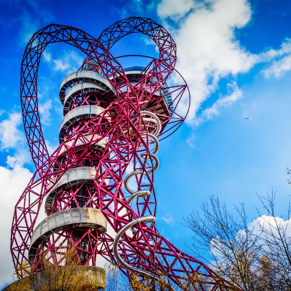 ArcelorMittal Orbit (@amorbit) on Twitter photo Summer holiday inspiration... 😎 Visit us for Skyline Views, bring your little thrill-seekers to experience the Slide or take a break in our cafe courtyard... 🍦
With plenty for families to see and do around <a href="/noordinarypark/">Queen Elizabeth Olympic Park</a> , it's always a great day out!
#daysoutwiththekids Summer holiday inspiration... 😎 Visit us for Skyline Views, bring your little thrill-seekers to experience the Slide or take a break in our cafe courtyard... 🍦
With plenty for families to see and do around <a href="/noordinarypark/">Queen Elizabeth Olympic Park</a> , it's always a great day out!
#daysoutwiththekids
