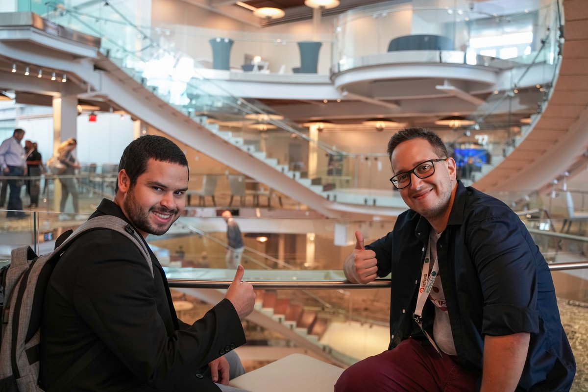 👍 if you snagged your early bird ticket for <a href="/the_metacenter/">The MetaCenter</a> Global Week!

#SynapseOrlando &amp; <a href="/ImmerseSummit/">Immerse Global Summit</a> are bringing the country's leading innovators to #Orlando. Experience it for yourself! #InnovationLivesHere #InnovateOrlando

⛲️: bit.ly/3Y2Bkta

📸: <a href="/Photos_FLA/">Photos FLA</a>