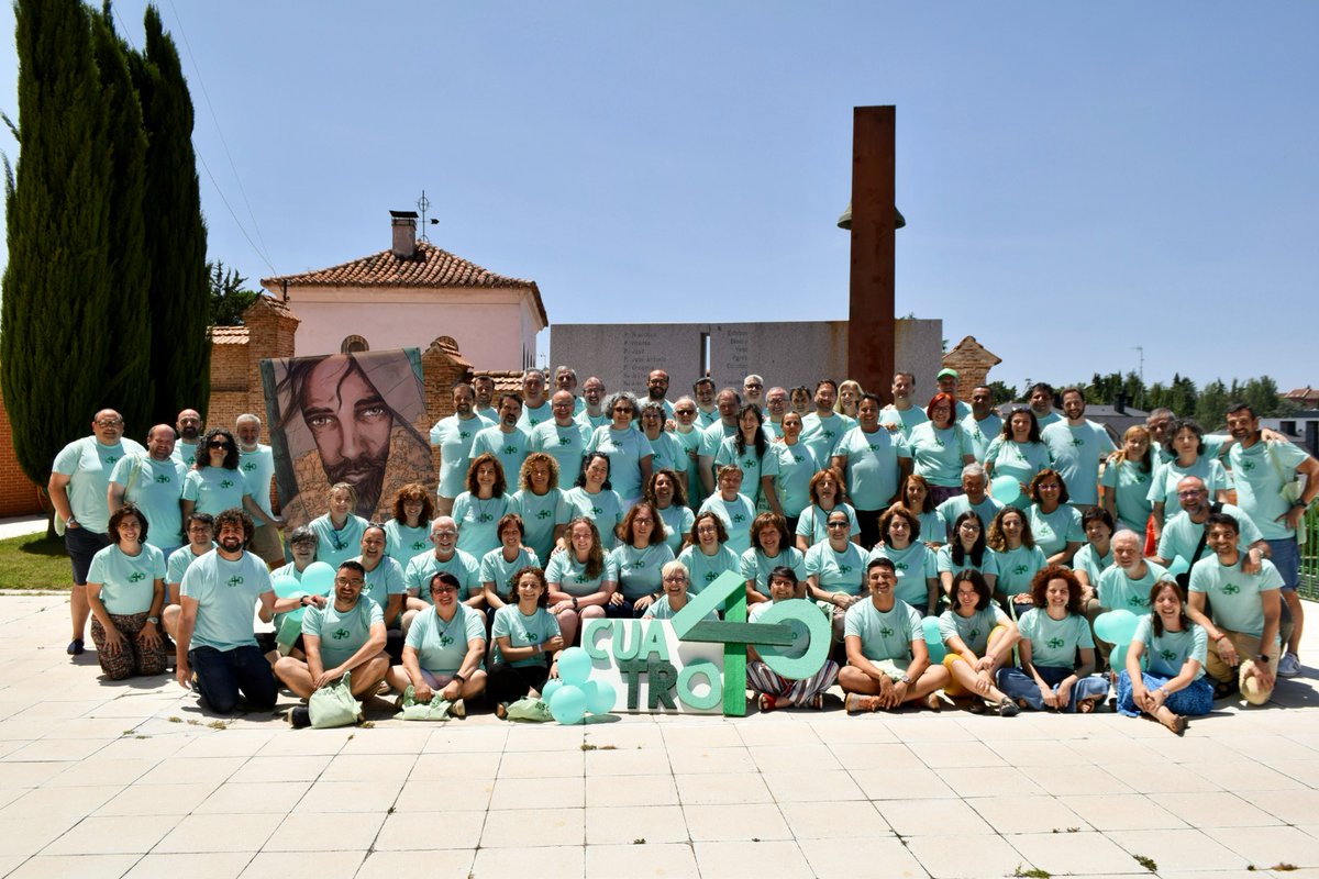 ACGMalaga's tweet photo. “Algo nuevo está brotando, ¿no lo notáis?” Is 43, 19
¡¡Lo hemos notado y lo estamos notando!!🤗
Ilusión, Evangelio, pasión, testimonio, anuncio... Jesucristo... 🔥🙌🕊️
¡¡Está brotando!! 🌱
Esto es #cuatro40
@ACGevangelizar #Acganunciar
#DiocesisMalaga https://t.co/Sa0KBvDJOB