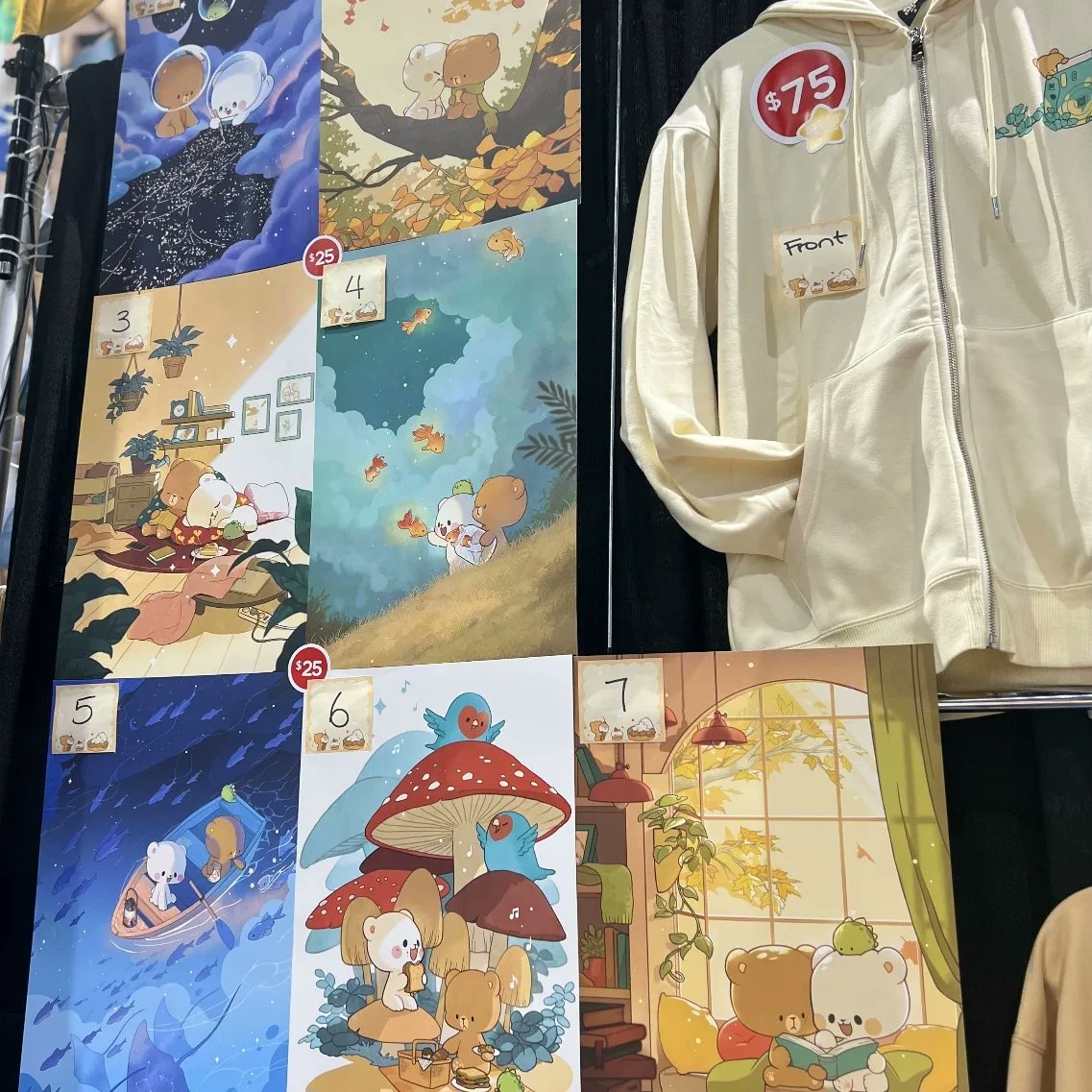 milkmochabear's tweet photo. HELLO San Diego! 
Milk Mocha are here in #SDCC2023 booth 5604~! (map in thread)✨️

Because of limited booth's space we bring selective merchs! We have some Milk Mocha Summer Collection and convention exclusive items~! 💖

Hope to see a lot of you here! 🫶❤️
---⠀
#milkmochabear https://t.co/0i5SeuH7GV