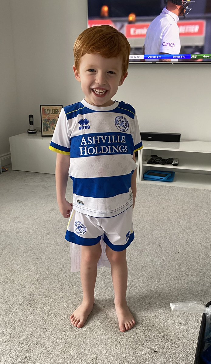 Football shirt day at nursery!! U Rsssss!! <a href="/QPR/">QPR FC</a> #QPR
