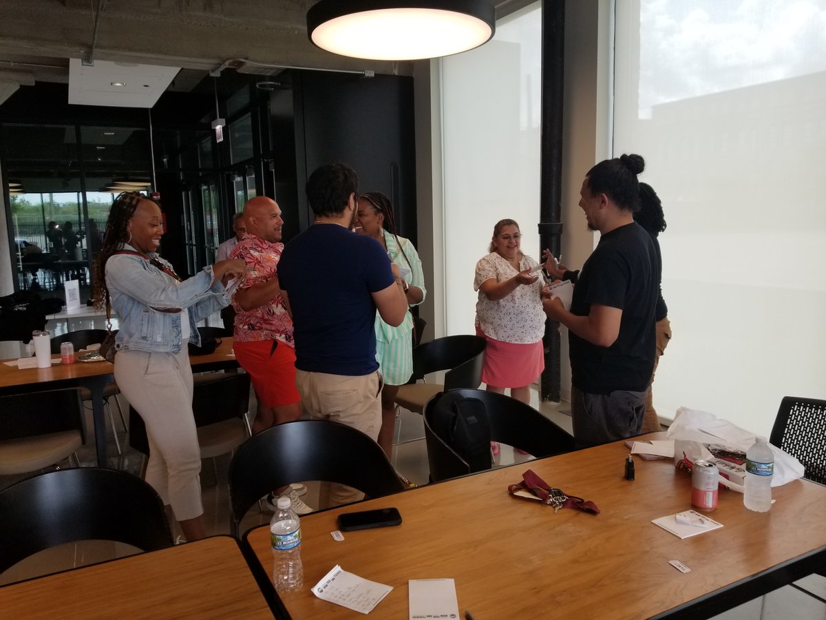 GYO Chicago hosted it's first Alumni event on July 8th. Thank you to everyone for attending  and connecting with our team and your fellow GYO teachers. we hope to see you all again and more at our next event, thank you.🥳